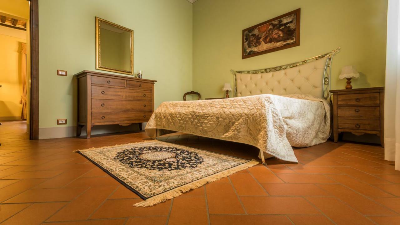 Luxury Apartment Piazza Grande Montepulciano Luaran gambar
